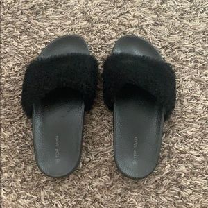 Fuzzy Slides